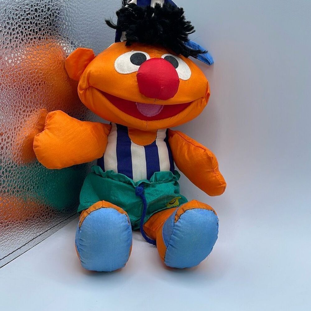 Vintage 90’s Sesame Street Tyco Ernie splash n play stuffed toy
